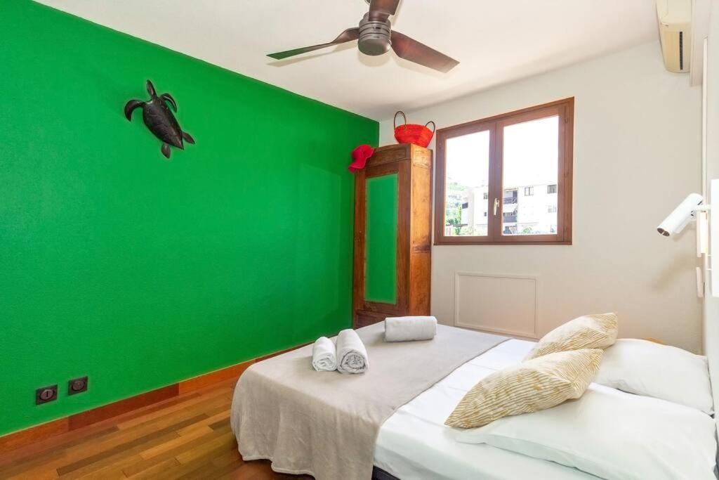 Appartamento Exotica - En Plein Coeur De St Gilles Les Bains Saint-Gilles-les Bains Esterno foto
